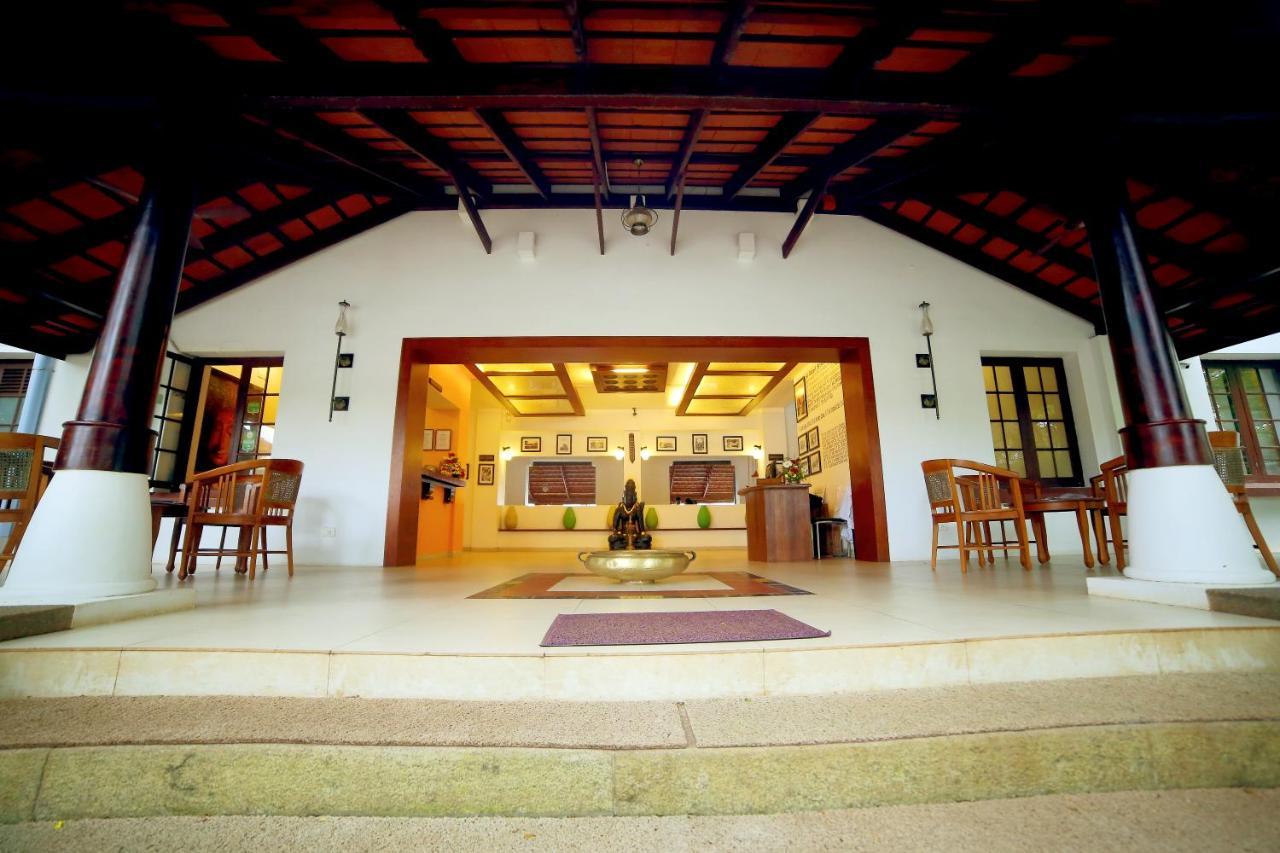 Old Lighthouse Bristow Hotel , Fort Kochi Екстер'єр фото