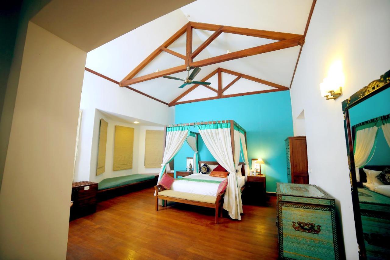 Old Lighthouse Bristow Hotel , Fort Kochi Екстер'єр фото