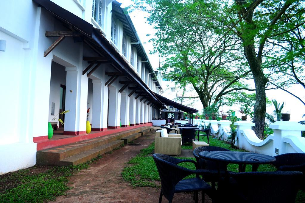 Old Lighthouse Bristow Hotel , Fort Kochi Екстер'єр фото