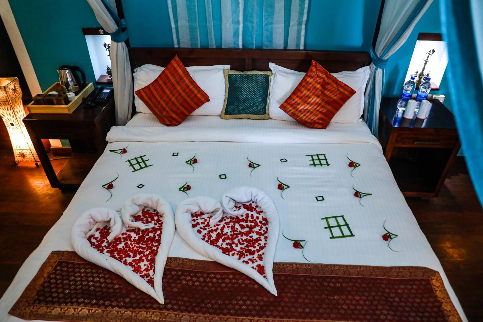 Old Lighthouse Bristow Hotel , Fort Kochi Екстер'єр фото