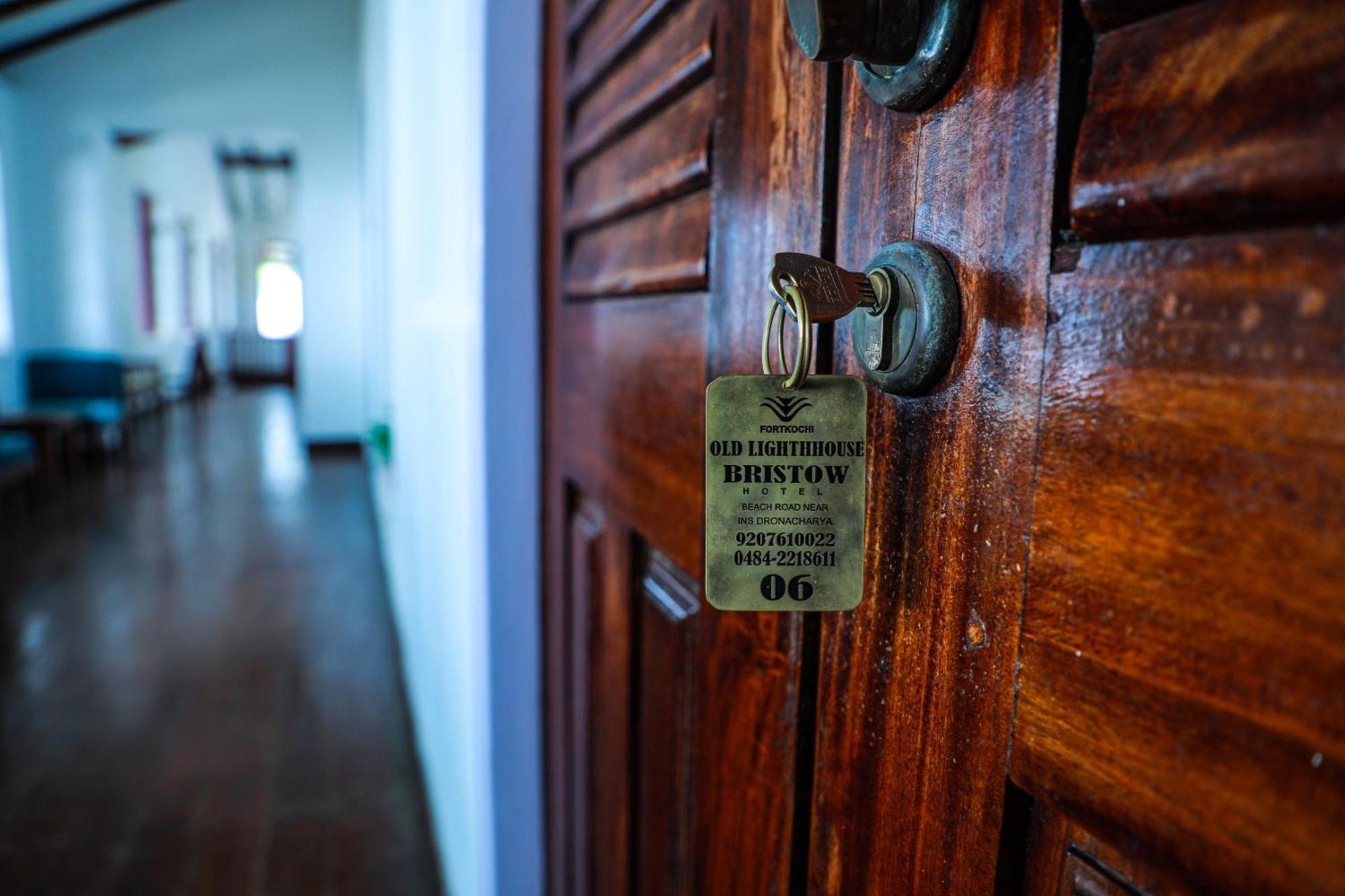 Old Lighthouse Bristow Hotel , Fort Kochi Екстер'єр фото