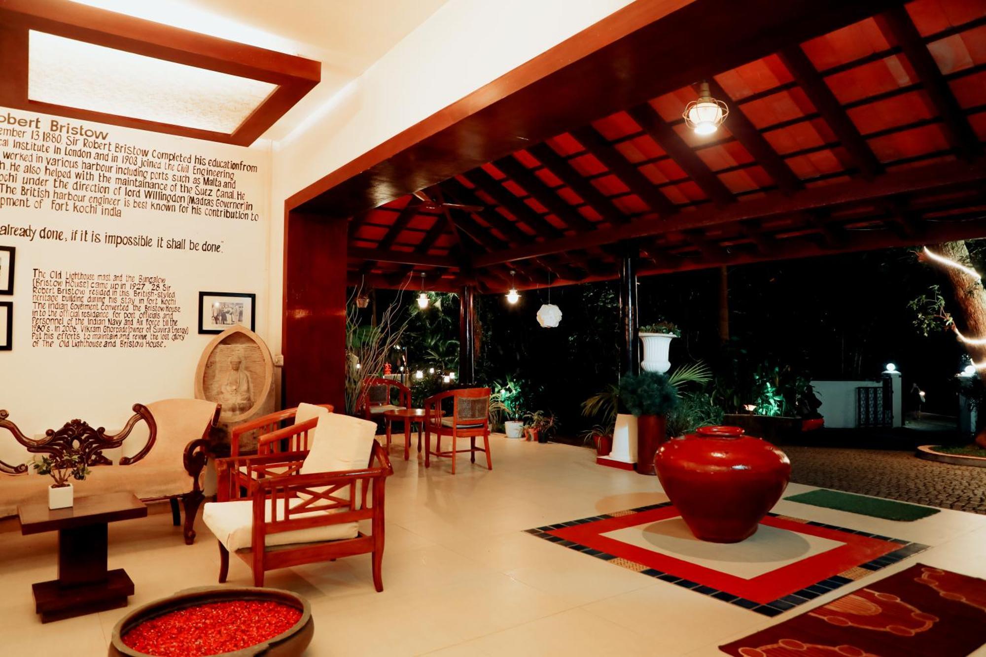 Old Lighthouse Bristow Hotel , Fort Kochi Екстер'єр фото