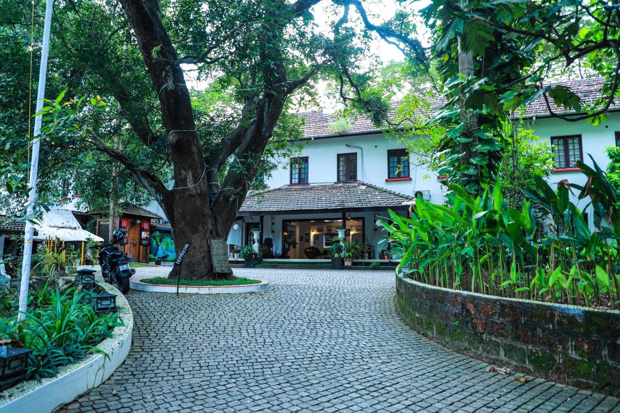 Old Lighthouse Bristow Hotel , Fort Kochi Екстер'єр фото
