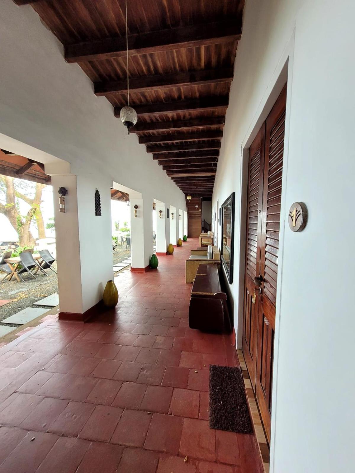 Old Lighthouse Bristow Hotel , Fort Kochi Екстер'єр фото